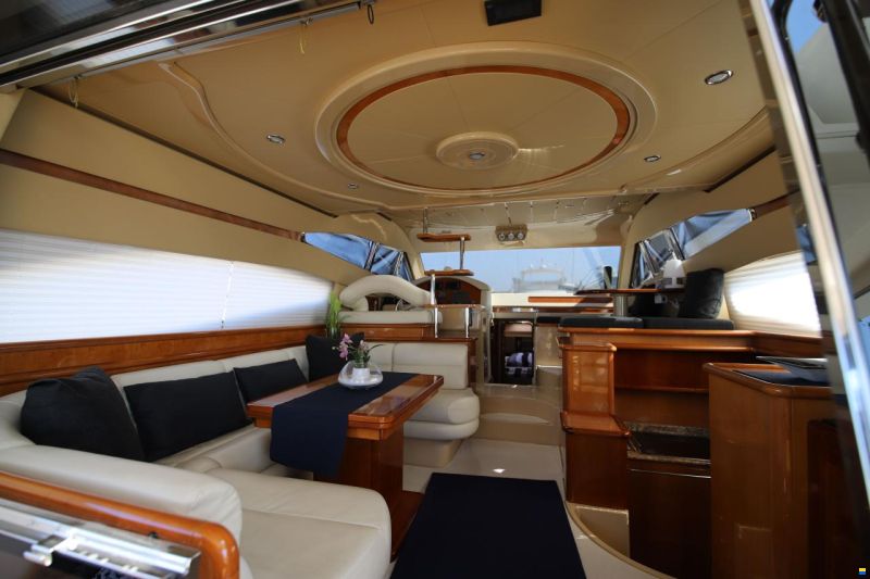 Ferretti 480
