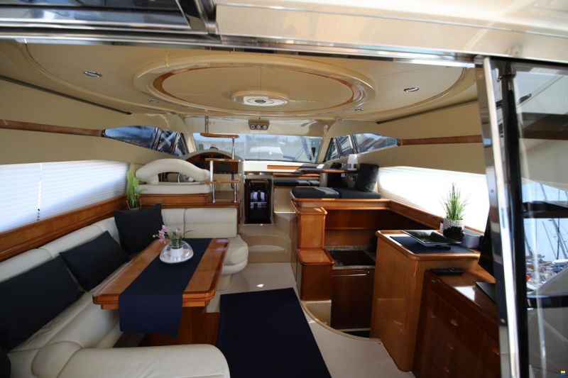 Ferretti 480