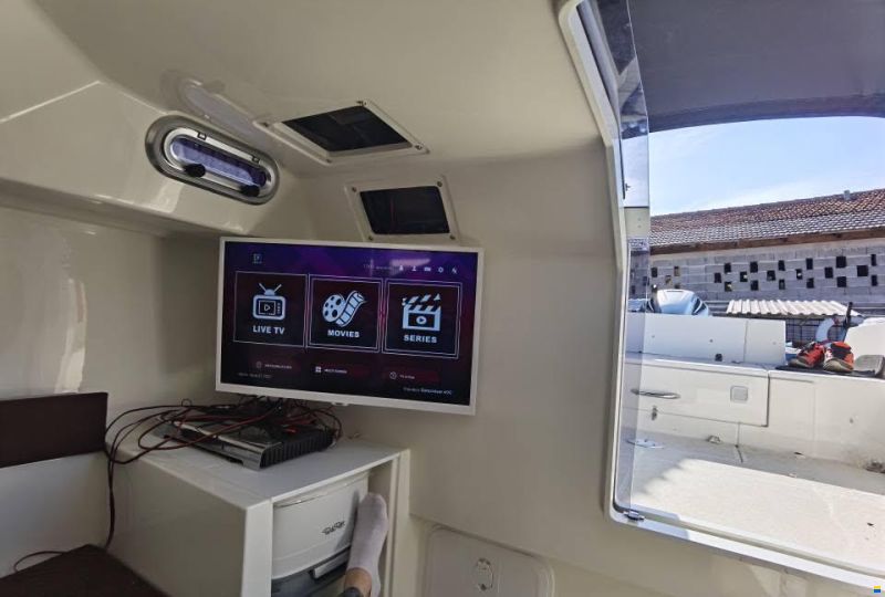 Atlantic Marine SunCruiser 690