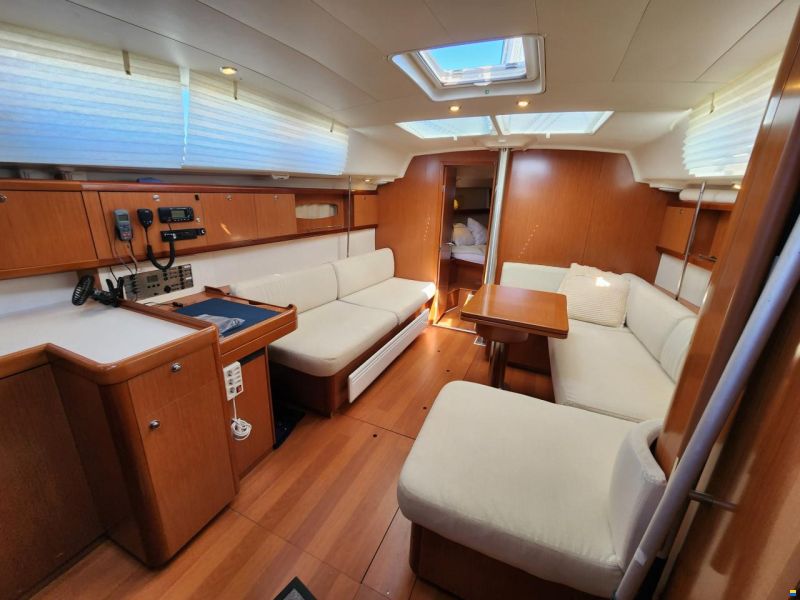 Beneteau Oceanis 40