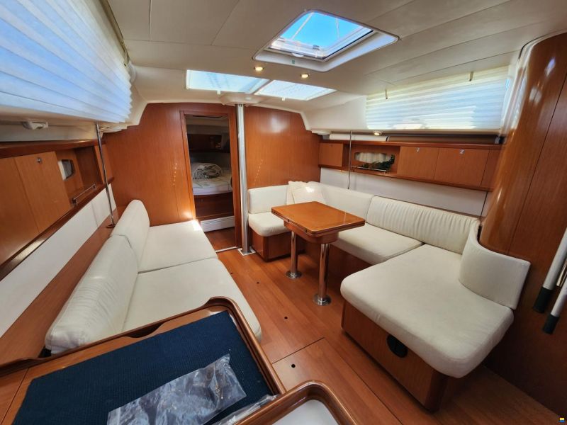 Beneteau Oceanis 40