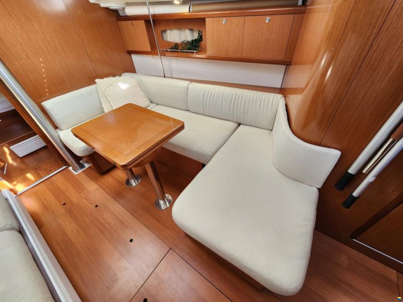 Beneteau Oceanis 40