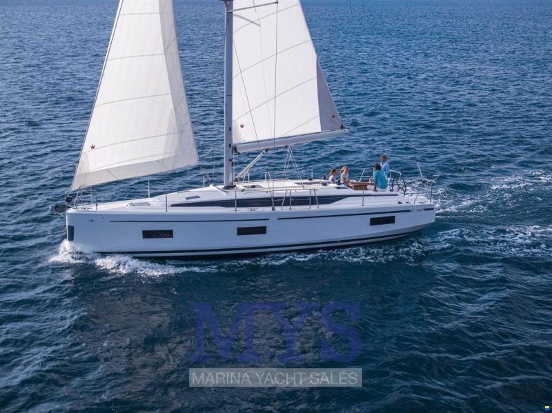 Bavaria C42