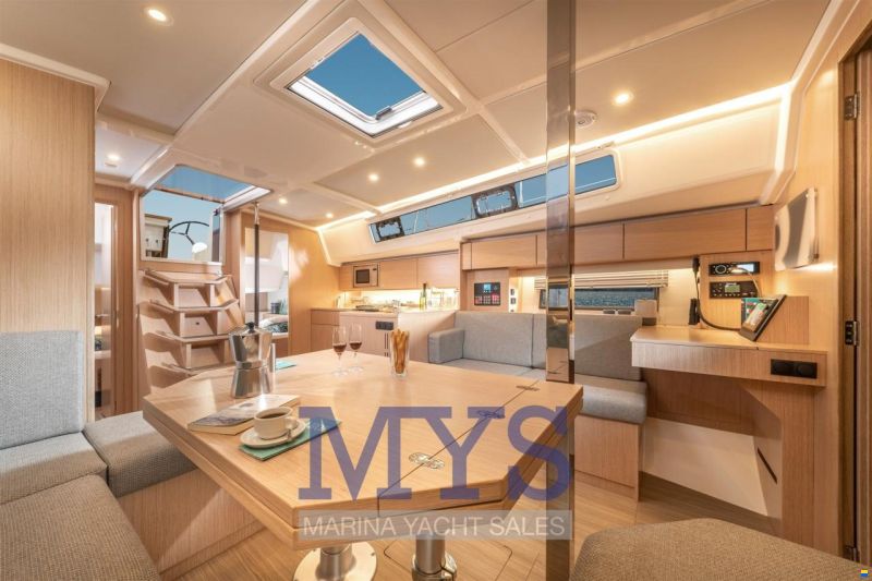 Bavaria C42