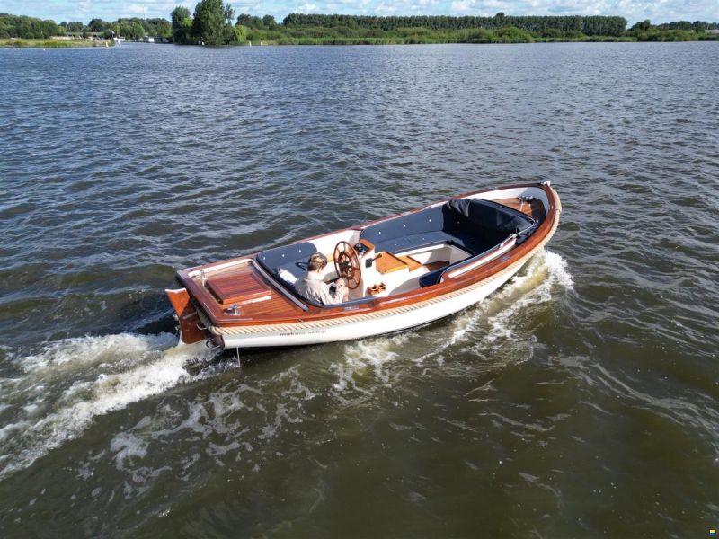 Makma Admiraal sloep