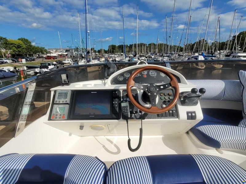 Princess 38
