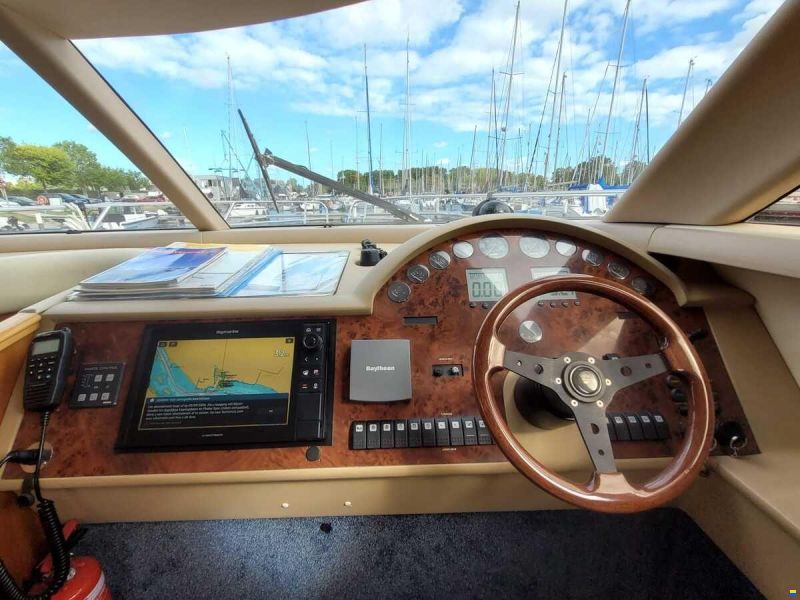 Princess 38