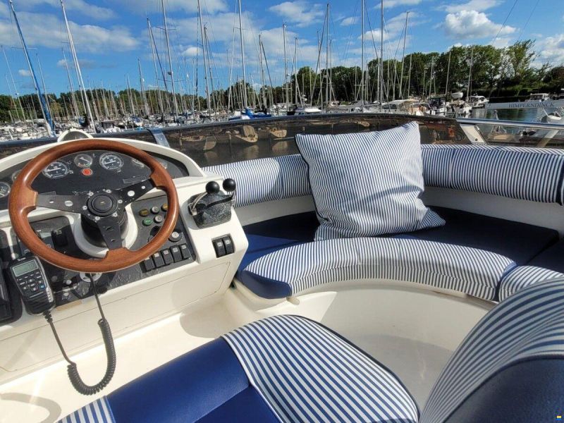 Princess 38