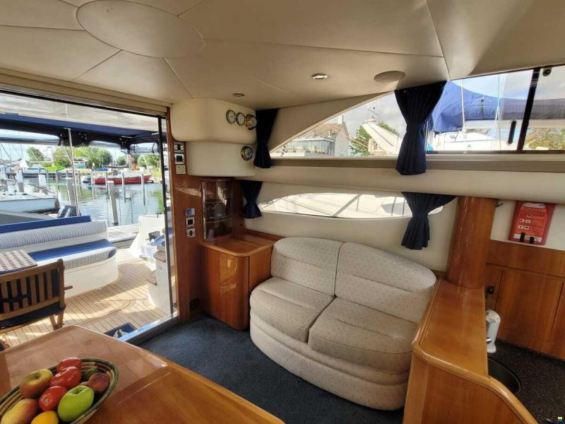Princess 38