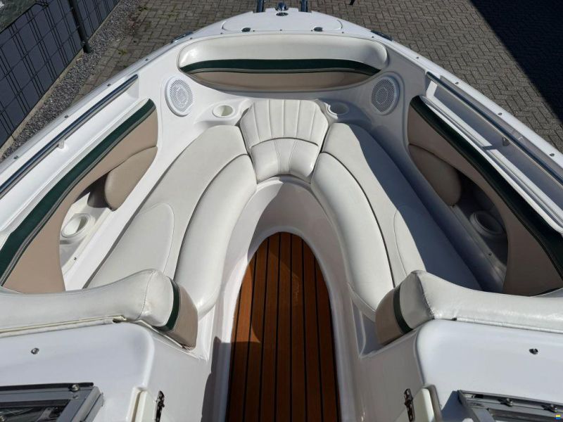Four Winns Horizon 210