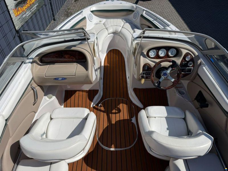 Four Winns Horizon 210