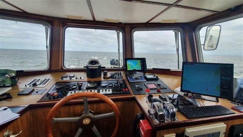 Multi functioneel zeegaand werkschip Gec