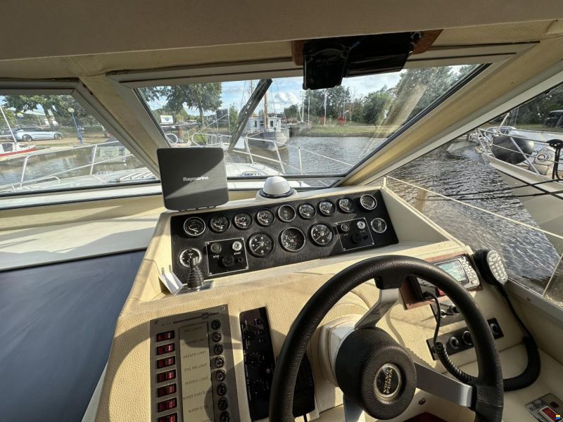 Princess 38 Flybridge