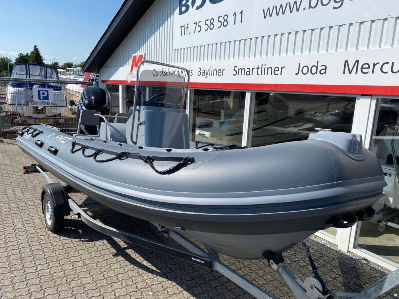 3D Tender X-PRO 535 RIB med F75 hk Mercury SeaPro