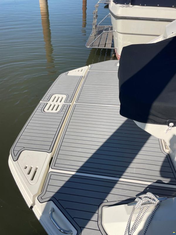 Sea Ray 320 Sundancer