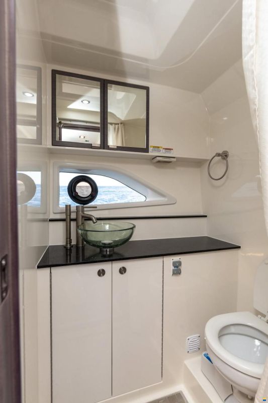 Sea Ray 320 Sundancer