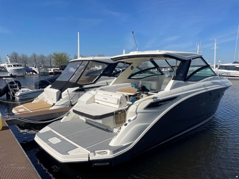Sea Ray 320 Sundancer