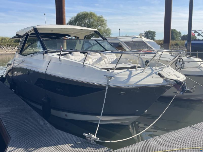 Sea Ray 320 Sundancer