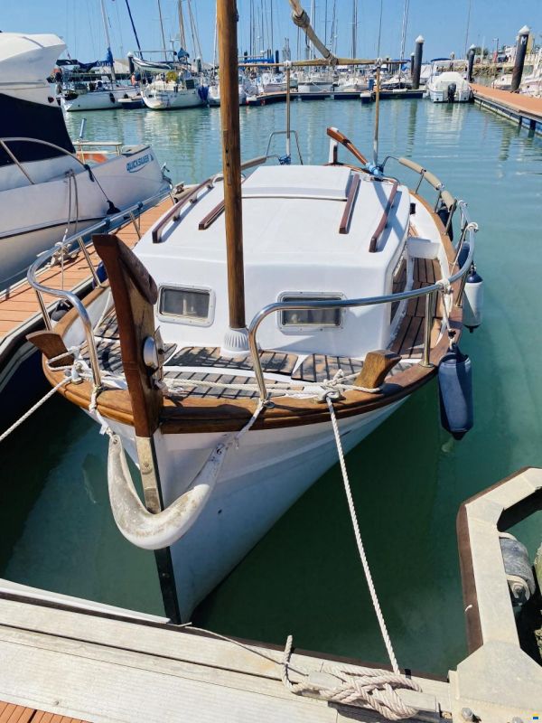 MENORQUIN YACHTS