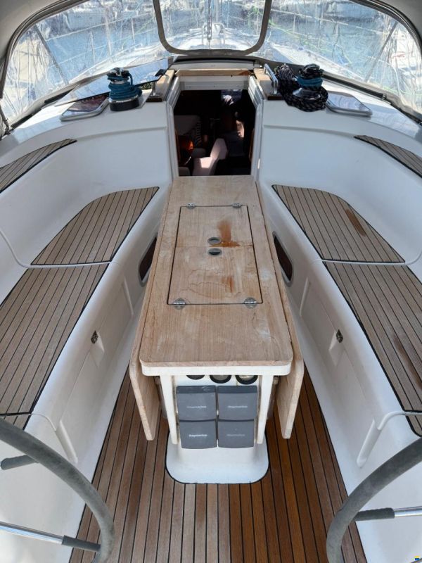 Bavaria 39