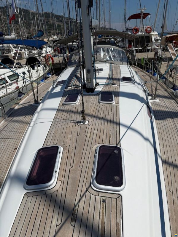 Bavaria 39