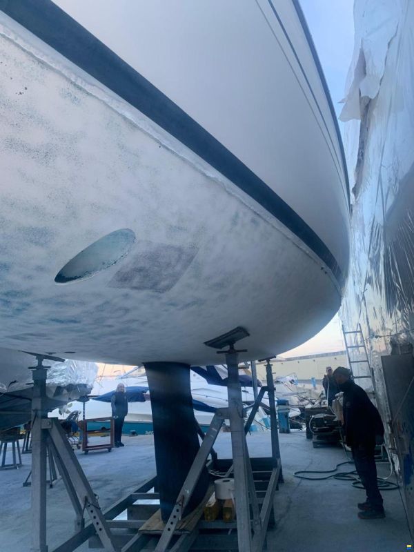 Bavaria 39