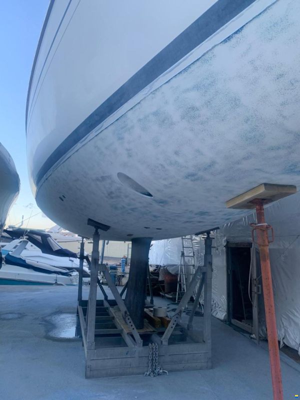 Bavaria 39