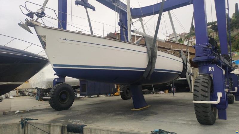 Bavaria 39