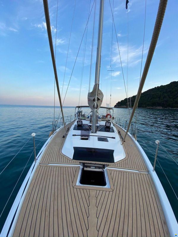 Dufour 430 large
