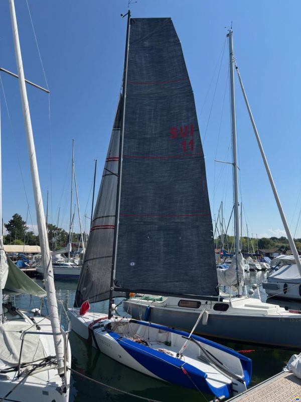 Heinrich Werft Nanook S – Vollcarbon Canting-Keel Racer