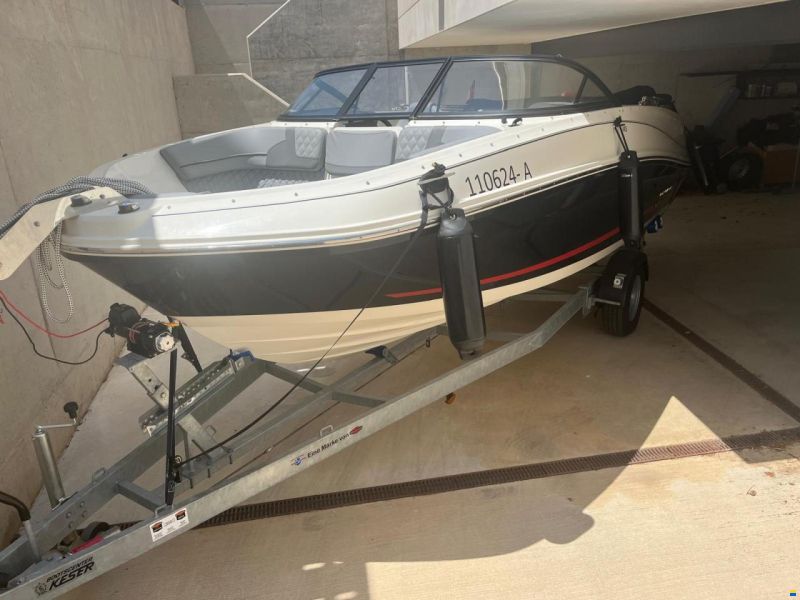 Bayliner VR 5