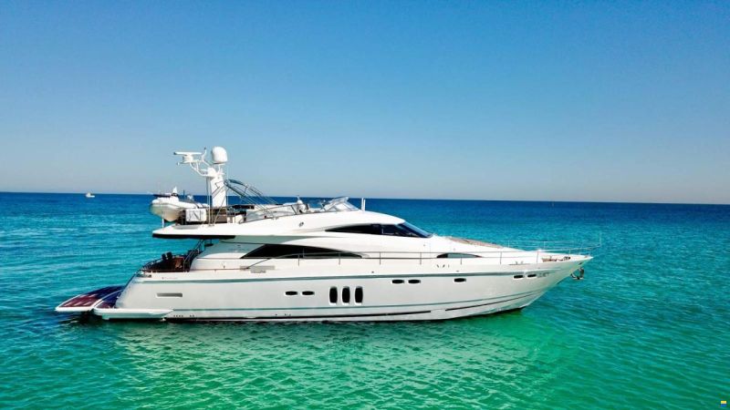 Fairline 68