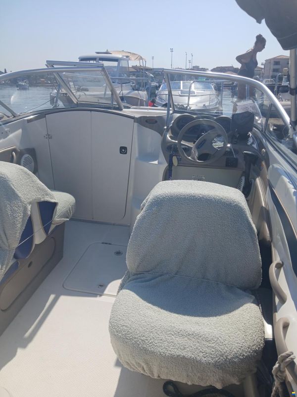Bayliner 602 Capri