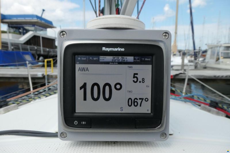 Beneteau First 27.7