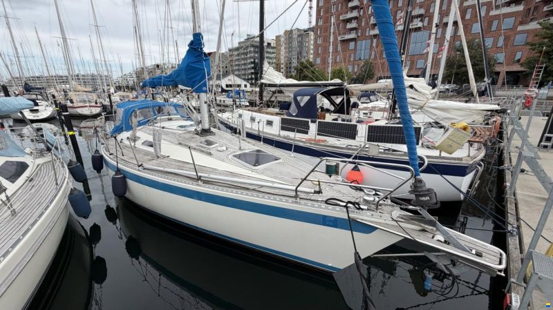 Sweden Yachts 340