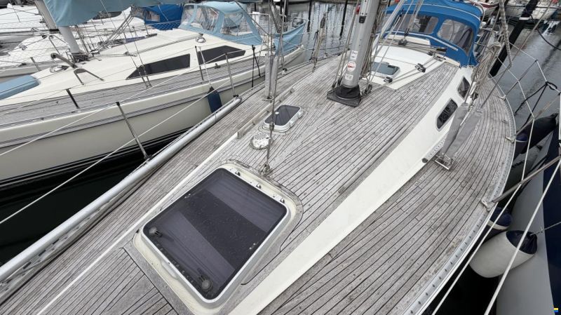 Sweden Yachts 340