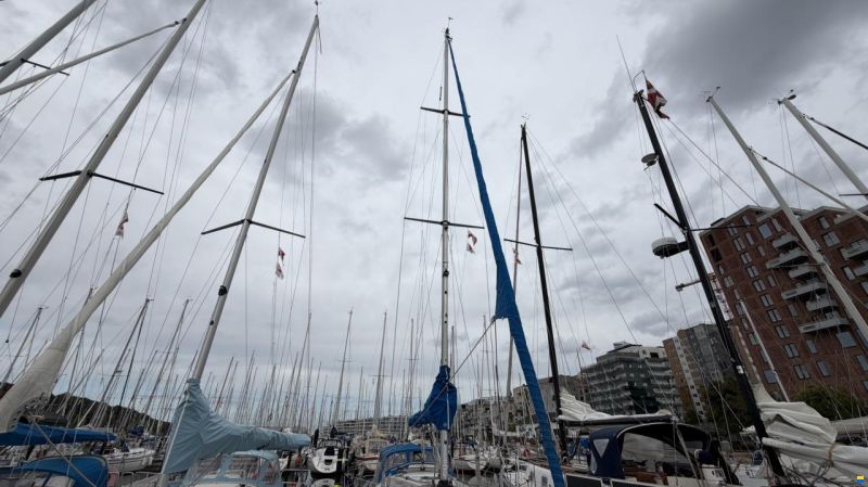 Sweden Yachts 340