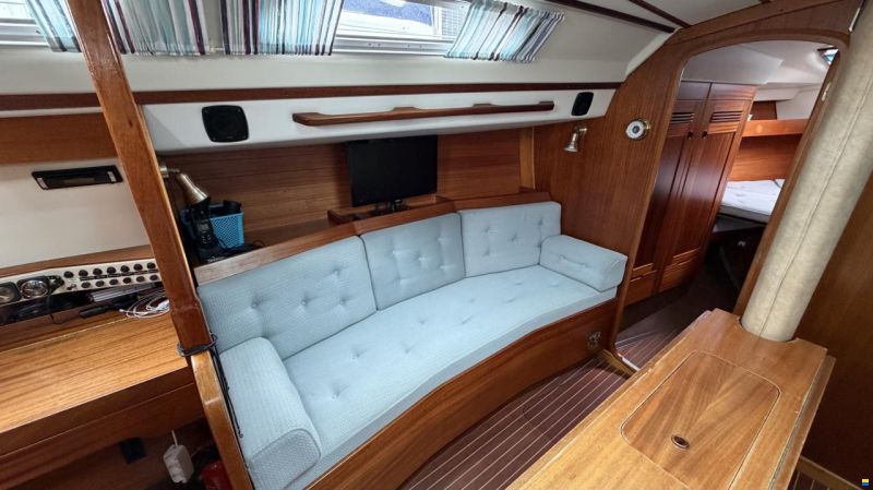 Sweden Yachts 340