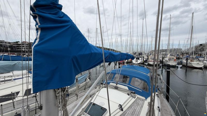 Sweden Yachts 340