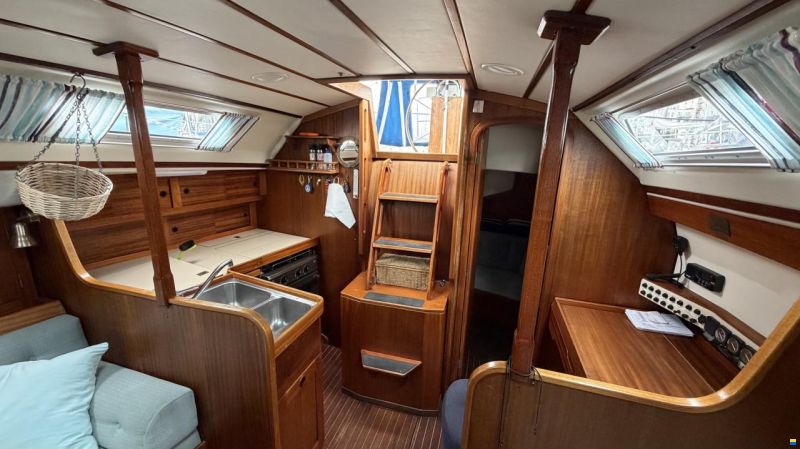 Sweden Yachts 340