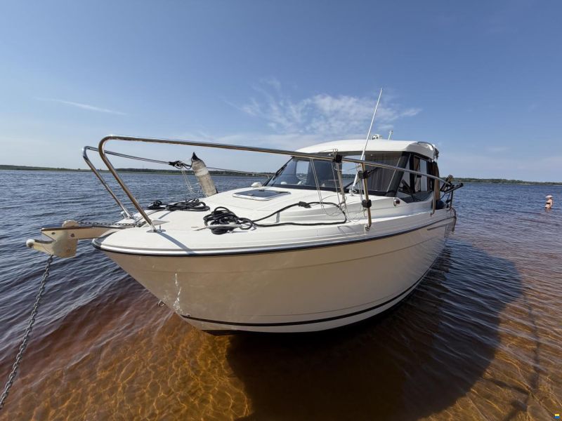 Jeanneau Merry Fisher 695