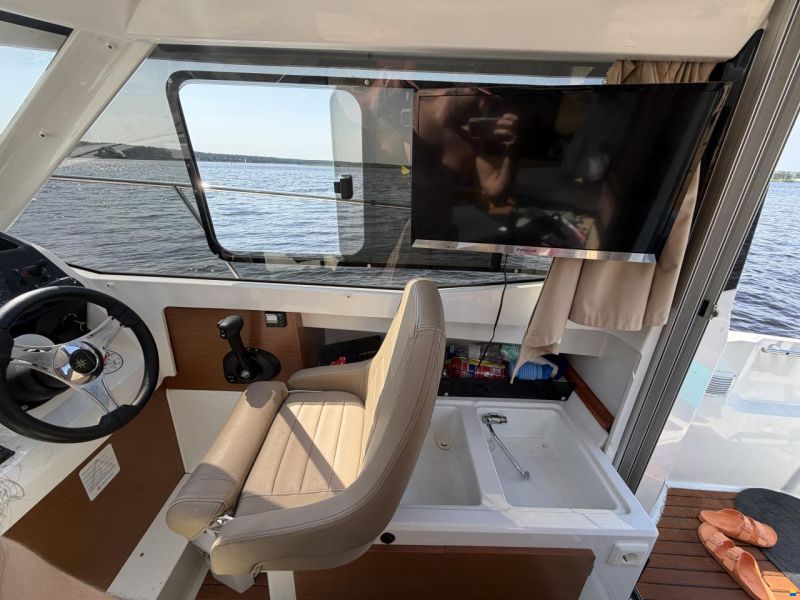 Jeanneau Merry Fisher 695