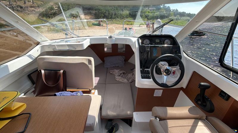 Jeanneau Merry Fisher 695