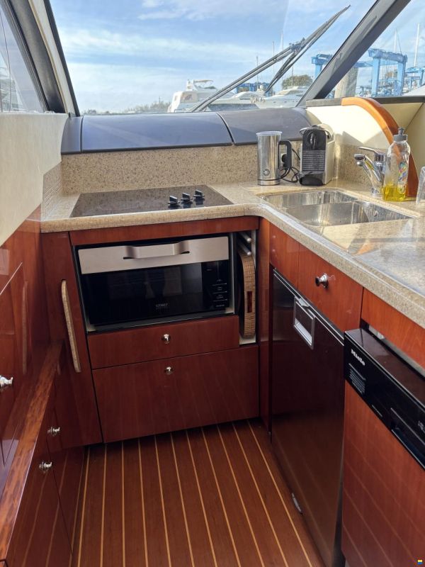 Fairline Phantom 50