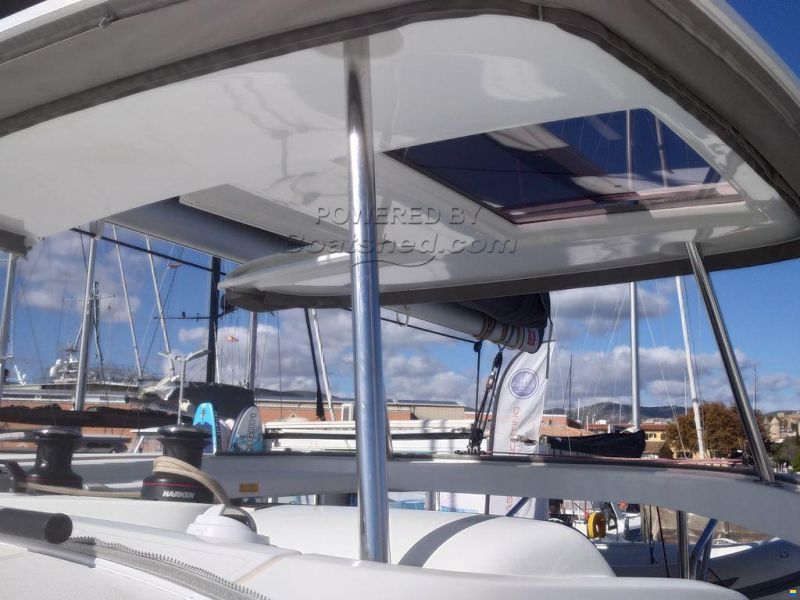 Lagoon 42