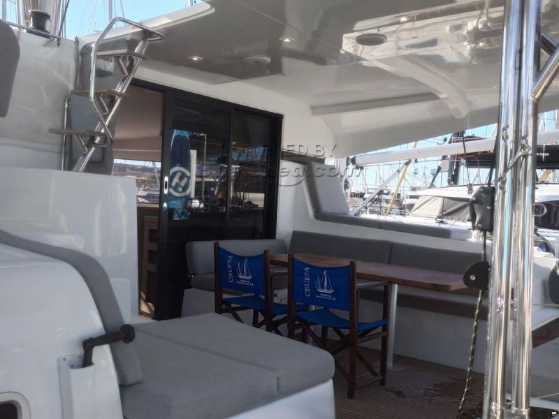 Lagoon 42