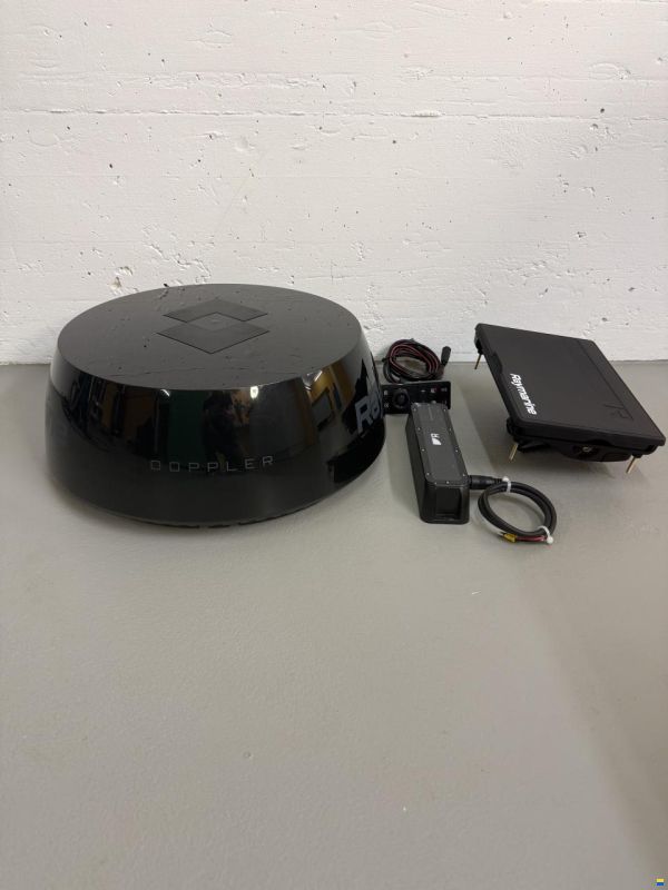 Radar/ Kartenplotter- Raymarine