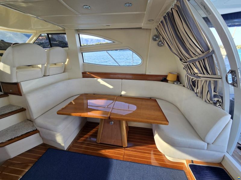 Sealine 42.5 Fly