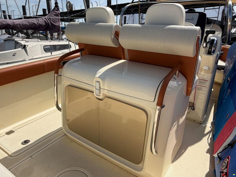 Invictus FX 240
