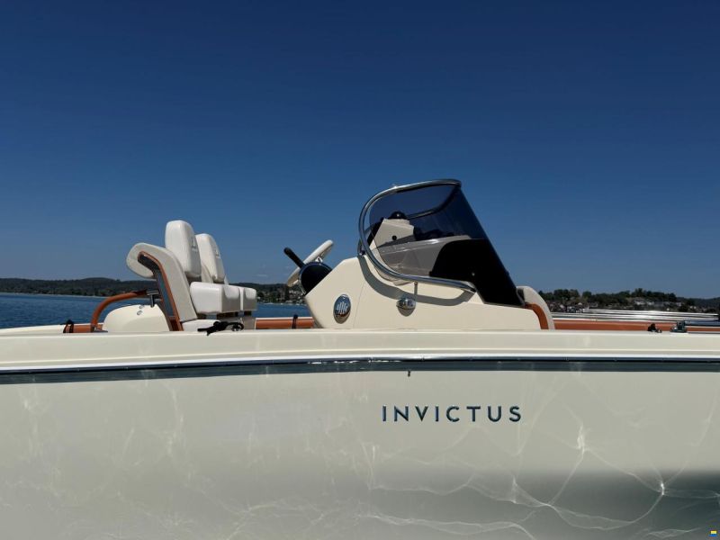 Invictus FX 240